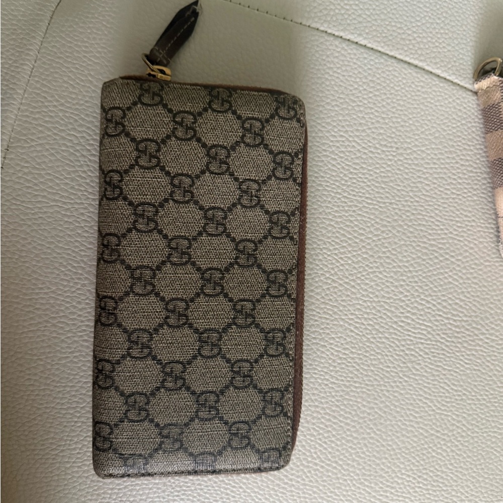 Gucci Brown Patterned Women's Wallet